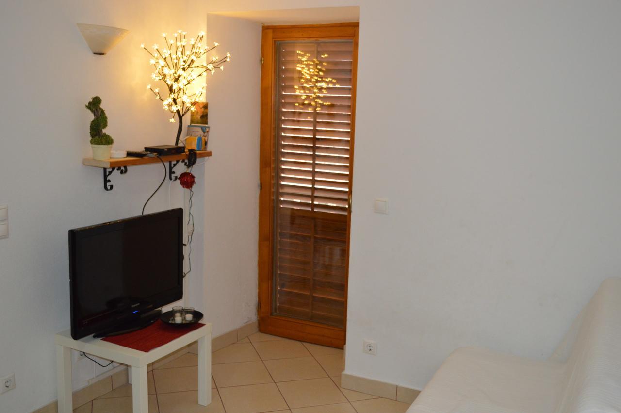 Apartment Aleksandar Tivat Eksteriør billede